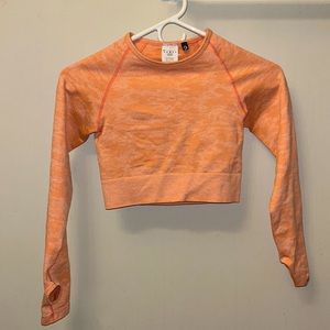 AYBL cropped long sleeve peach camo top